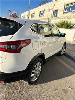 نیسان ڕۆگ سپۆرت